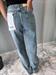 Jeans modello parigi dritto con tagli lavaggio denim