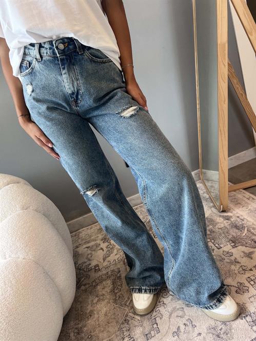 Jeans modello tokyo  strappi