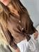 Camicia in mussola di cotone colletto marrone