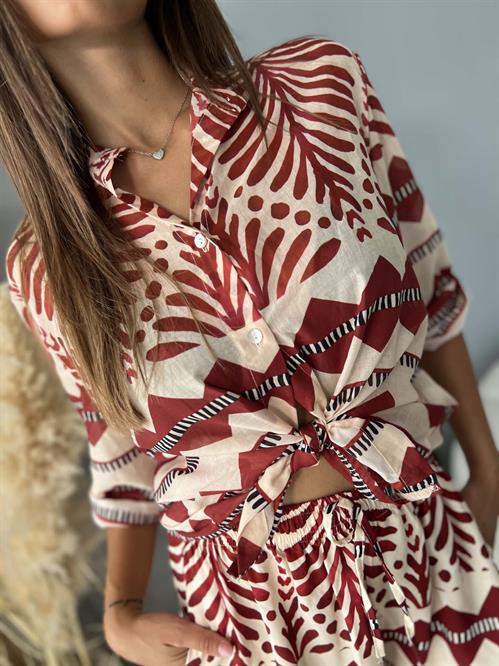 Camicia collo coreano fantasia rossa e panna