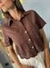 camicia mezza manica marrone cioccolato tasche davanti
