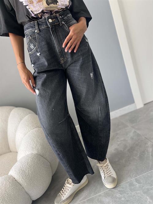 Jeans modello baloon grigio nero con rotture