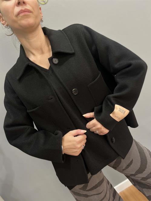cappotto lana cachemere nero handmade colletto