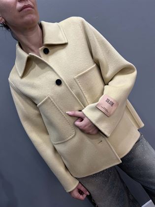cappotto lana cachemere con colletto e bottoni handmade giallo pastello
