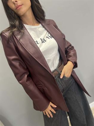 giacca in ecopelle bordeaux con bottone