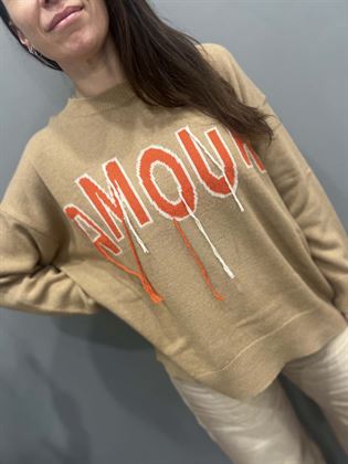 Maglia girocollo cammello amour scritta arancio