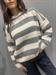 Maglia rigata panna e grigia