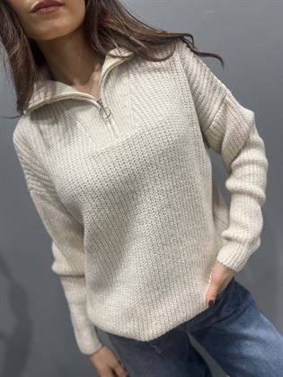 Maglia panna collo lupetto cerniera filo oro lurex