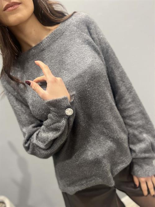maglia girocollo peluche con bottoni gioiello grigio