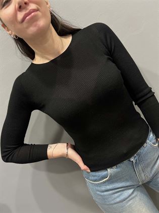 Maglia costine nera lana merinos