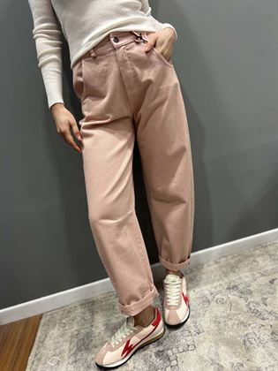 Jeans baggy rosa con pences ed elastico in vita