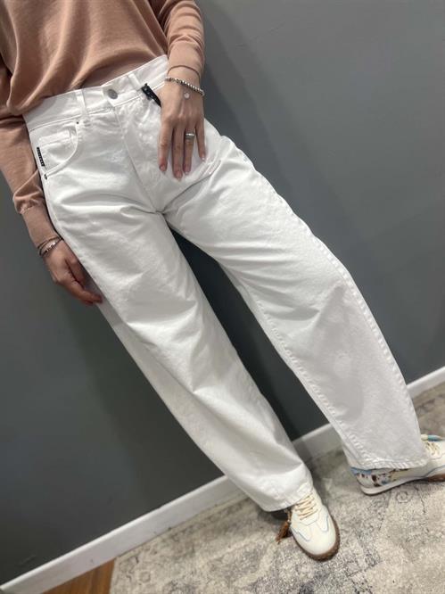 JEANS BIANCO MODELLO BOOL LUCY