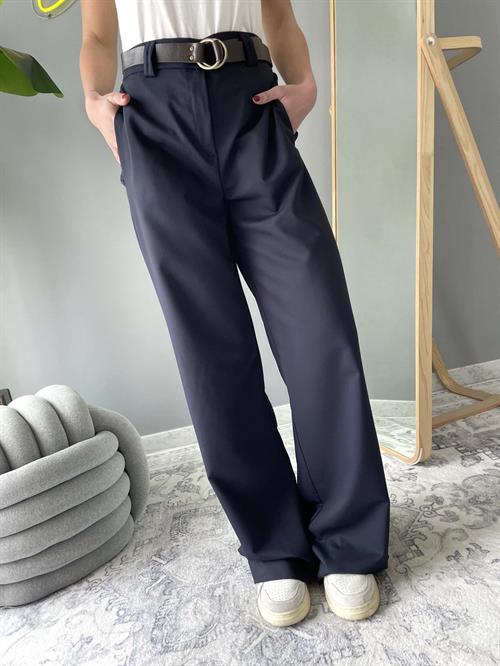 Pantalone palazzo elastico in vita dietro e cintura in vita