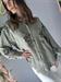 camicia in viscosa con ricami fiore verde militare